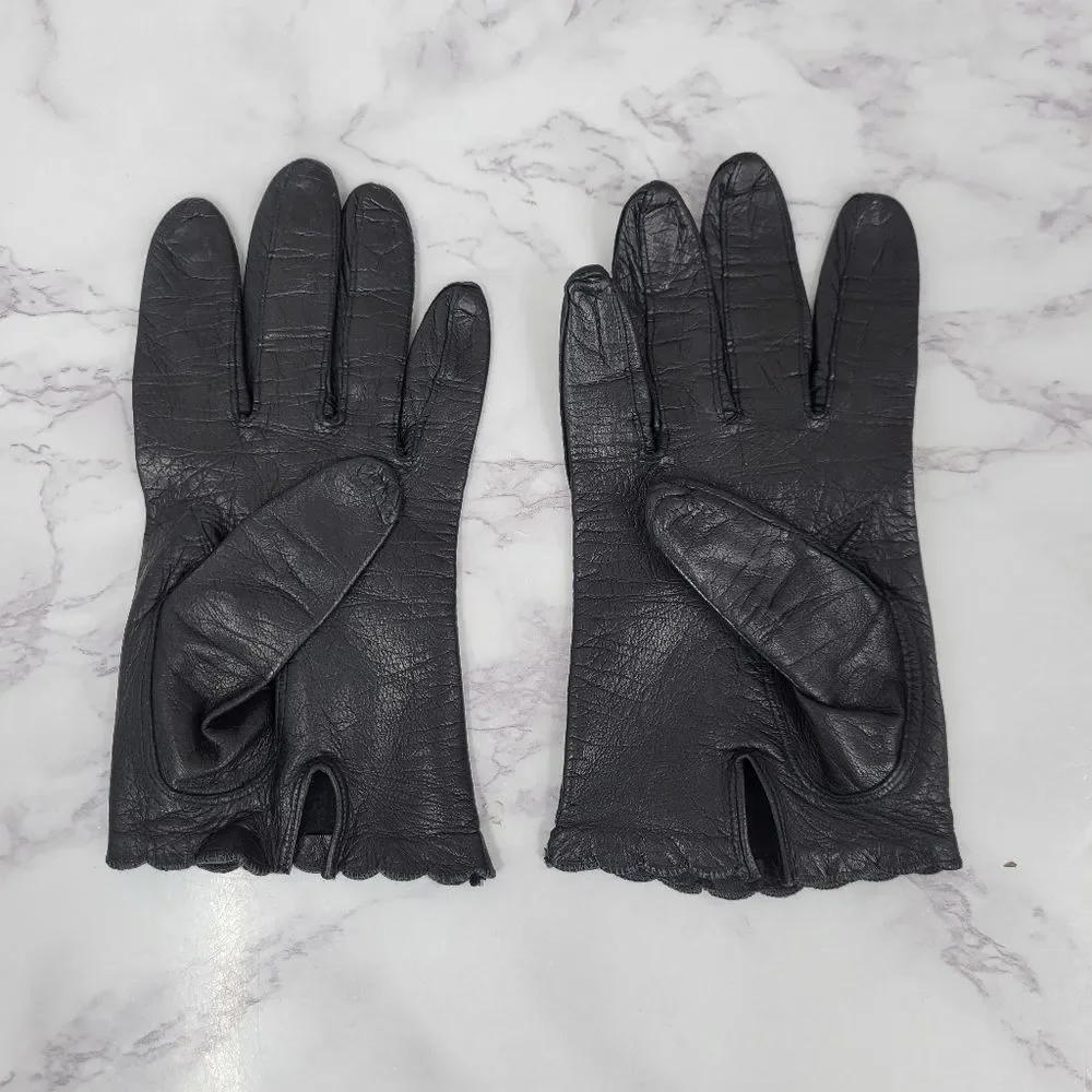 Vintage Italian Short Black Leather Gloves with Scalloped Cuff Dress Driving